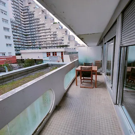 Au Coeur De La Defense / Paris Courbevoie
